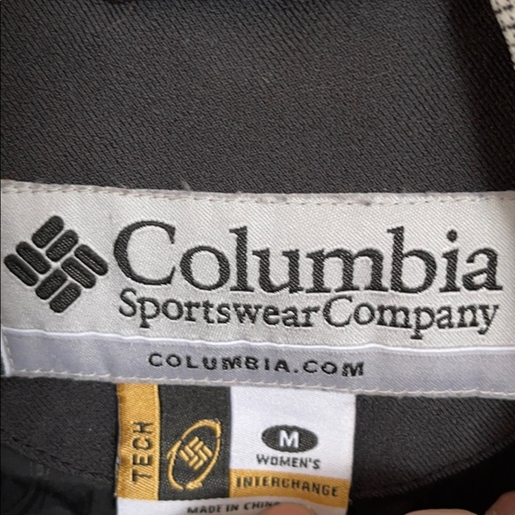 Columbia winter jacket. - Picture 2 of 5